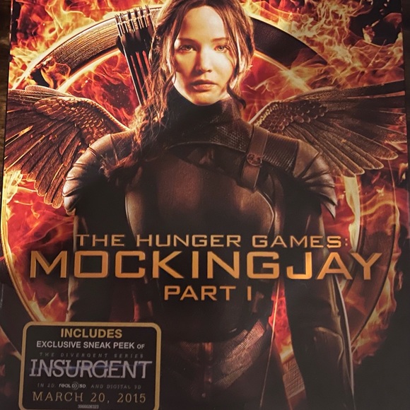 Hunger Games Blu Rays - Picture 3 of 4
